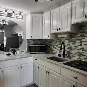 Modern Condo-daytona Aparthotel